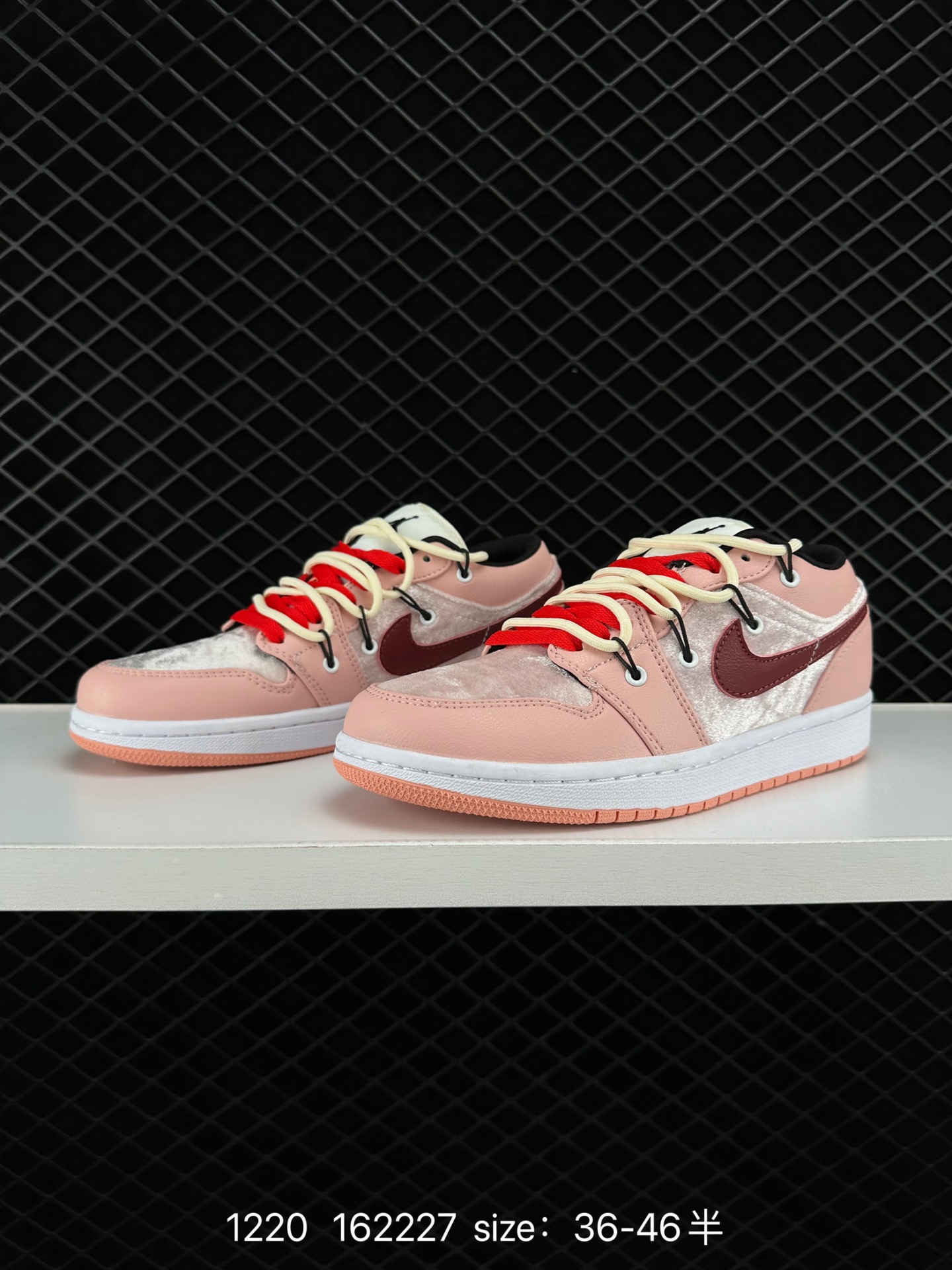 Nike Air Jordan 1 Low GS”Pink/White/Black“